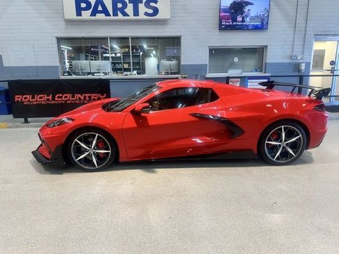 Certified 2021 Chevrolet Corvette 2LT image 1