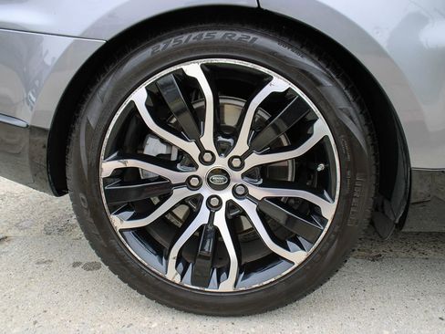 Used 2021 Land Rover Range Rover Sport HSE Silver Edition image 39