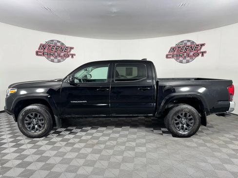 Used 2023 Toyota Tacoma SR5 image 4