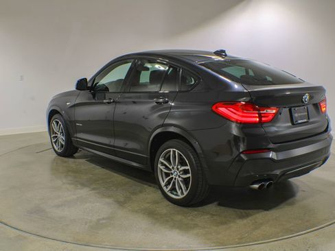 Used 2017 BMW X4 xDrive28i AWD/4WD image 3