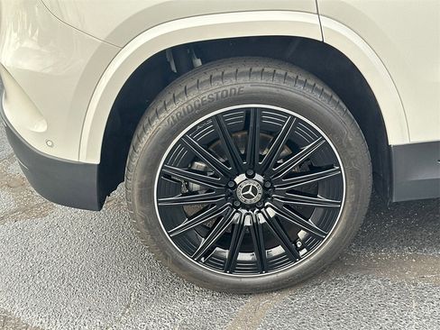 Certified 2025 Mercedes-Benz GLA 250 image 19