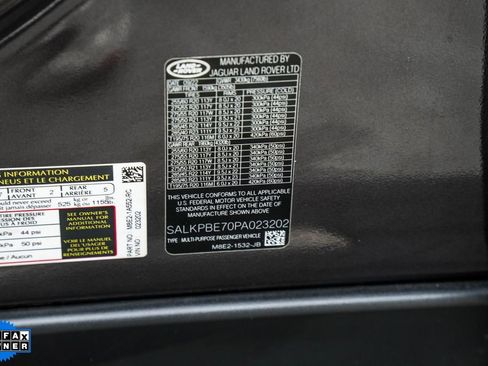 Used 2023 Land Rover Range Rover Long Wheelbase SE AWD/4WD image 48