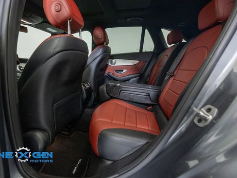 Used 2021 Mercedes-Benz GLC 300 4MATIC image 32