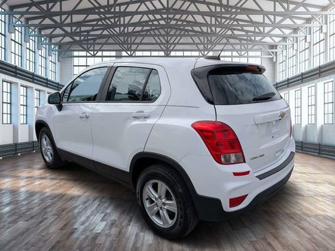 Used 2019 Chevrolet Trax LS AWD/4WD image 6