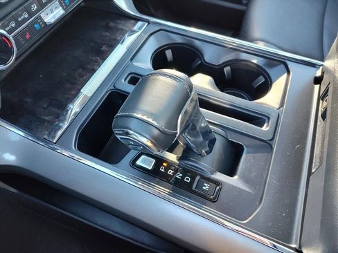 Used 2022 Ford F150 Lariat image 21