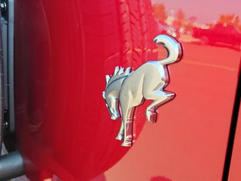 New 2025 Ford Bronco 4-Door image 6