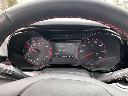 Used 2024 Chevrolet Trax RS w/ Sunroof Package image 25