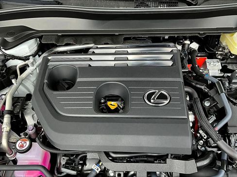 New 2026 Lexus UX 300h FWD image 17
