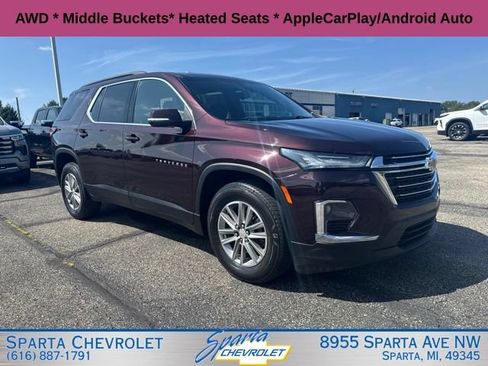 Used 2023 Chevrolet Traverse LT AWD/4WD image 1