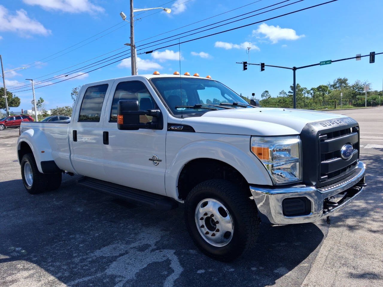 Used 2016 Ford F350 XL w/ Power Equipment Group AWD/4WD image 4