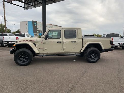 Used 2020 Jeep Gladiator Mojave image 4