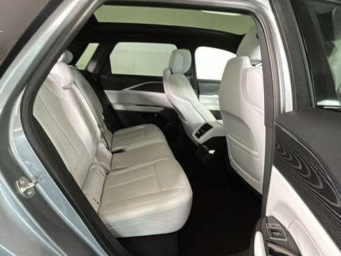 Used 2024 Cadillac Lyriq Sport AWD/4WD image 31