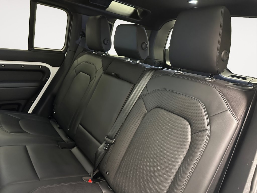 Used 2025 Land Rover Defender 110 S AWD/4WD image 14