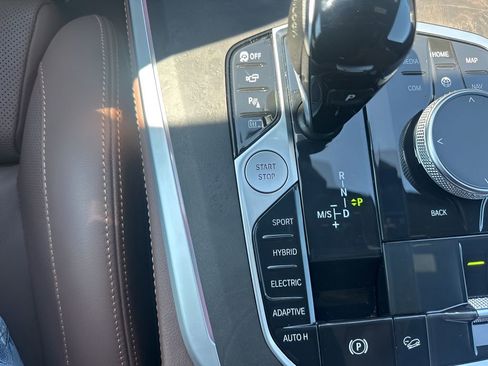 Used 2022 BMW X5 xDrive45e w/ Luxury Seating Package image 24