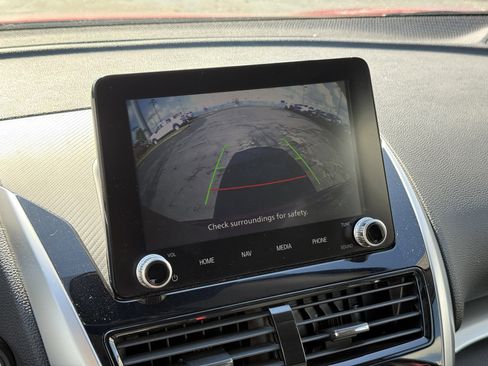 Used 2024 Mitsubishi Eclipse Cross SE image 31