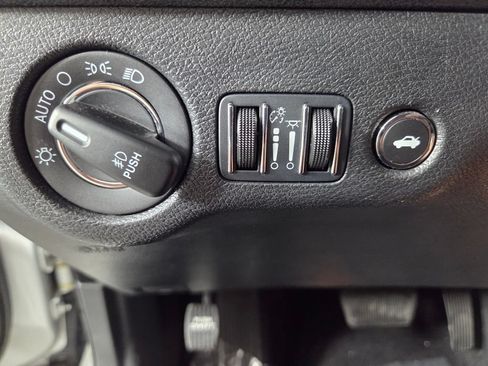 Used 2023 Chrysler 300 S RWD image 18