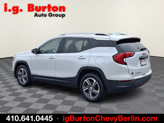 Certified 2021 GMC Terrain SLT w/ LPO, Dark Accent Package AWD/4WD image 4