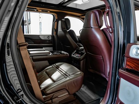 Used 2018 Lincoln Navigator Black Label image 51