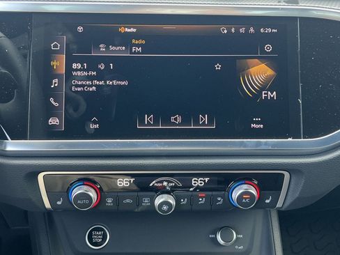 New 2025 Audi Q3 2.0T Premium image 25