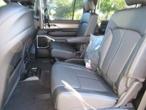 New 2026 Jeep Grand Wagoneer Limited image 29