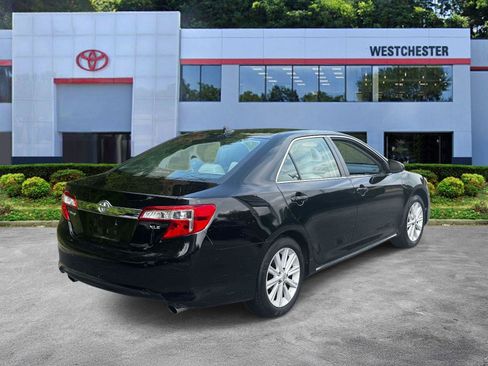 Used 2012 Toyota Camry XLE FWD image 7