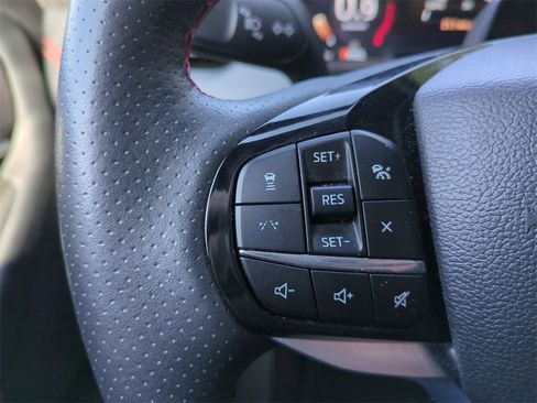 Used 2025 Ford Explorer ST-Line image 24