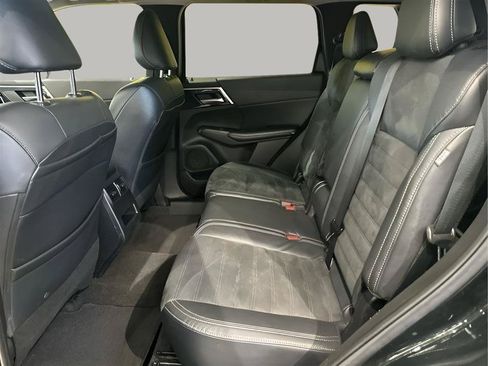 Used 2022 Mitsubishi Outlander SE FWD image 15
