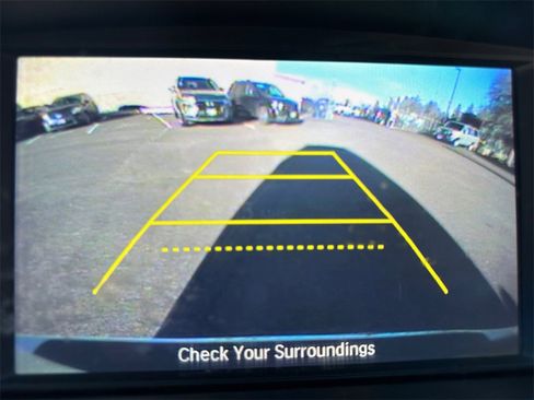 Used 2016 Honda Odyssey SE image 23