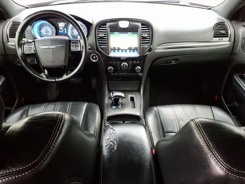 Used 2014 Chrysler 300 S image 12
