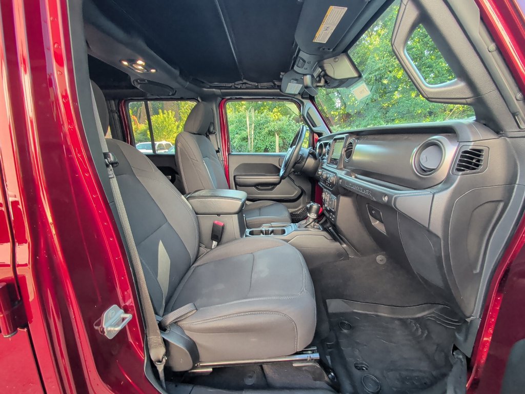 Used 2021 Jeep Wrangler Unlimited Sport AWD/4WD image 16