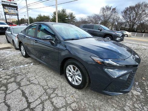Used 2026 Toyota Camry LE image 4