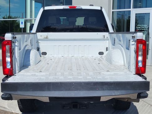 Used 2024 Ford F250 XLT w/ FX4 Off-Road Package AWD/4WD image 29