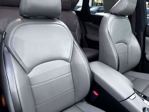 Certified 2025 INFINITI QX50 Luxe image 37
