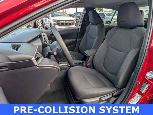 Used 2021 Toyota Corolla LE image 4