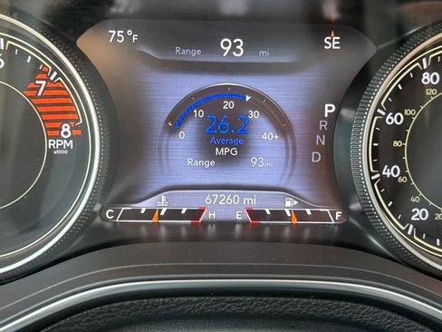 Used 2020 Jeep Cherokee Trailhawk w/ Comfort/Convenience Group AWD/4WD image 20