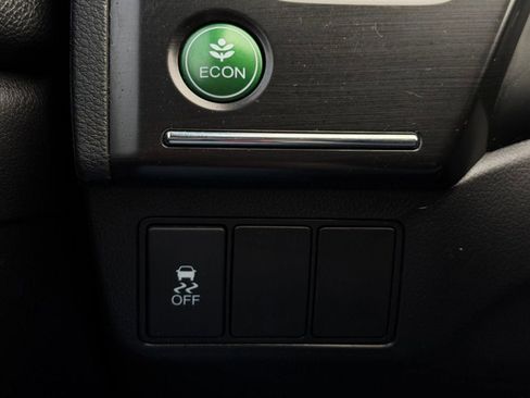 Used 2015 Honda Civic SE image 16