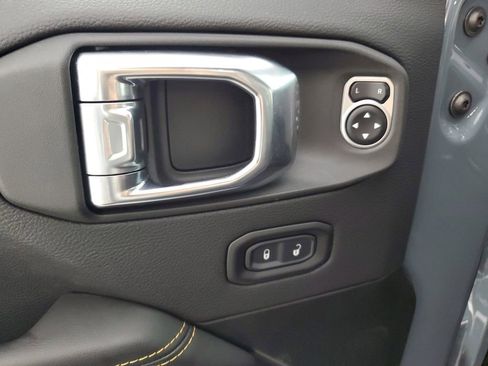 New 2025 Jeep Wrangler Unlimited Rubicon 392 image 30