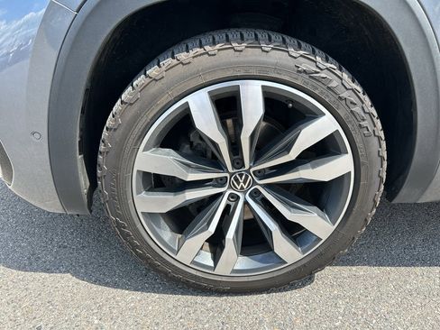 Used 2020 Volkswagen Atlas Cross Sport SEL Premium R-Line AWD/4WD image 9