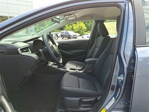 New 2025 Toyota Corolla LE image 5