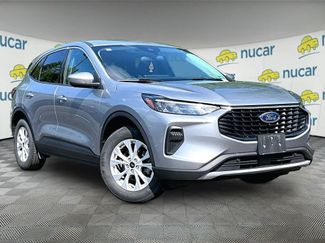 Used 2023 Ford Escape Active w/ Tech Pack #2 AWD/4WD video 1