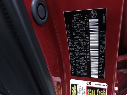 Certified 2025 Toyota Camry SE image 25