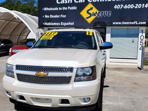 Used 2012 Chevrolet Suburban LTZ RWD image 2