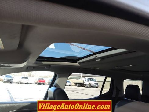 Used 2019 GMC Acadia SLT w/ LPO, Floor Liner Package AWD/4WD image 26
