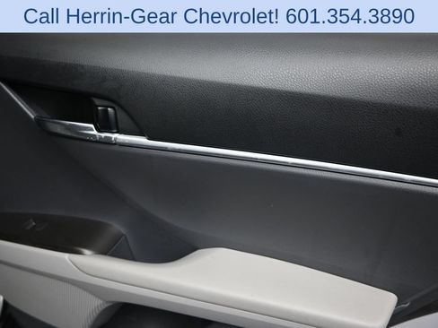 Used 2023 Toyota Camry SE w/ Convenience Package FWD image 11