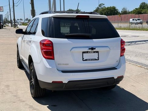 Used 2017 Chevrolet Equinox LT w/ Sport Edition FWD image 10