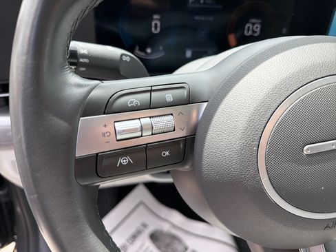 Used 2025 Hyundai Kona SEL AWD/4WD image 19