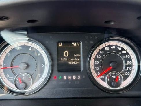 Used 2018 RAM 1500 Express RWD image 30