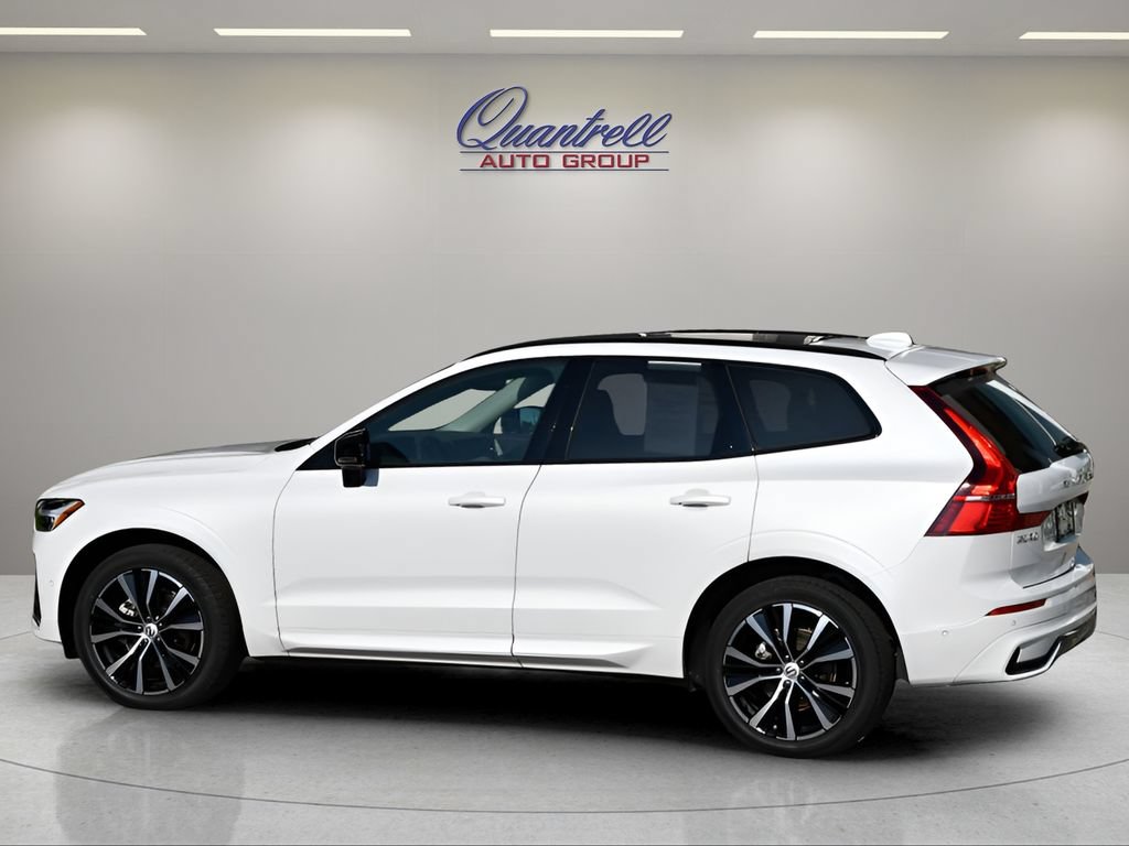 Used 2025 Volvo XC60 B5 Plus AWD/4WD image 7