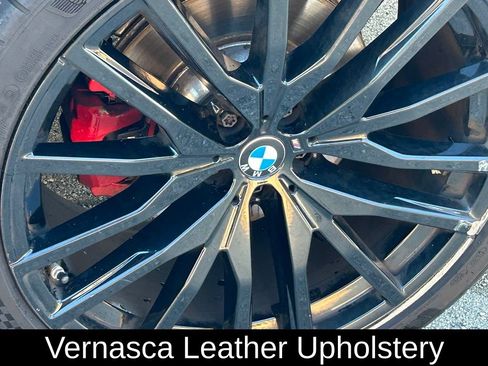 Used 2022 BMW X5 sDrive40i w/ M Sport Package RWD image 16