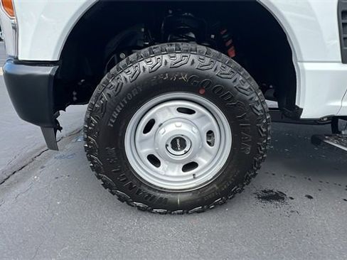 New 2026 Ford F250 XL image 10